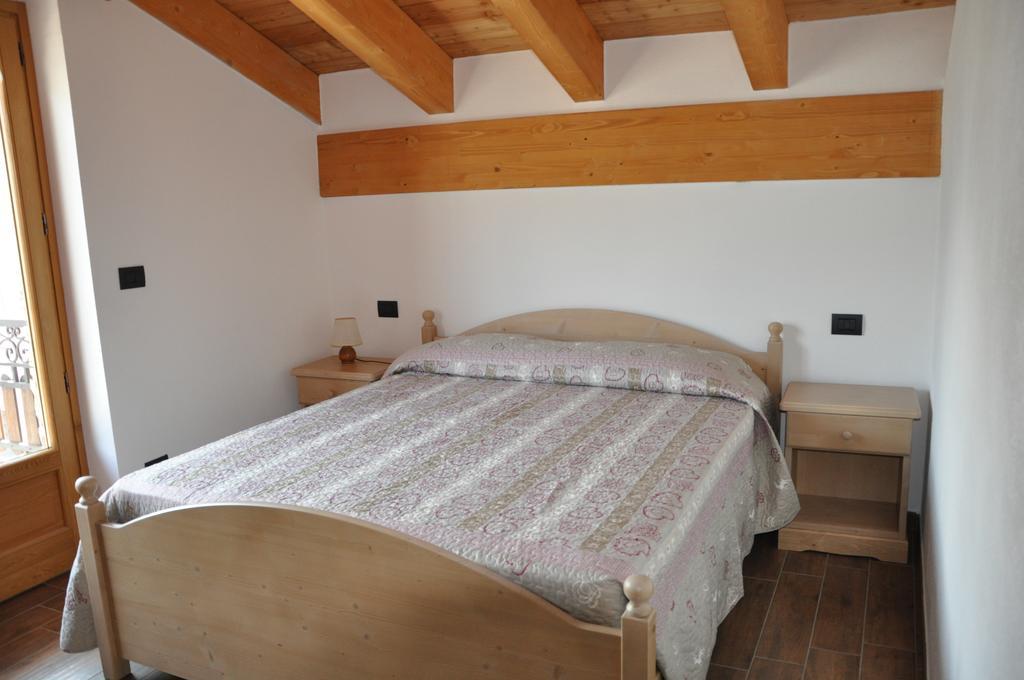 Le Foyer De La Ferme Apartment Aosta Room photo